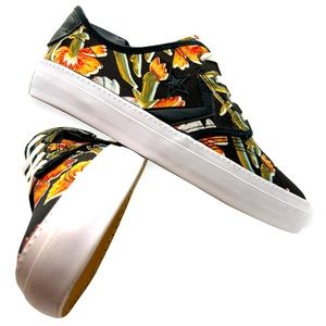 Unisex Converse cloth print boat shoes